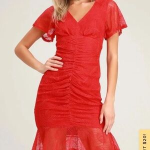 Lulu’s red lace dress